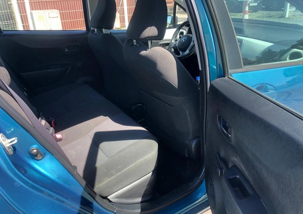 Toyota Yaris cena 23900 przebieg: 142000, rok produkcji 2013 z Margonin małe 67